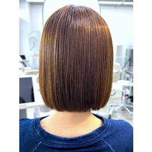 酸性縮毛矯正　ボブ　ナチュラルブラウン　酸性ストレート