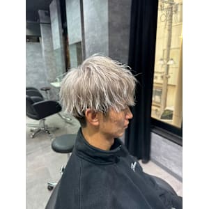 _WHITE 天神店×ショート