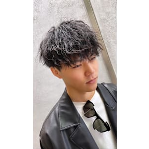 _WHITE 天神店×ショート