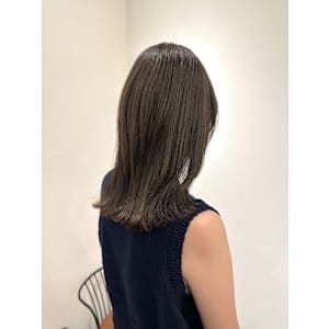 池袋 イルミナカラー 透明感 髪質改善 アッシュグレー♪