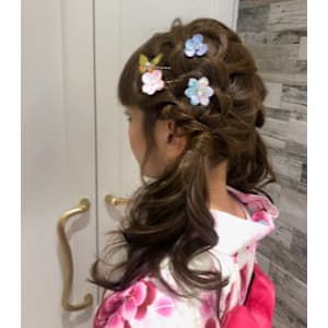 浴衣＋ツインポニーテール