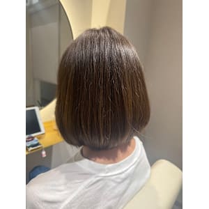 くすみブラウン×ミディアムボブ『銀座/個室』