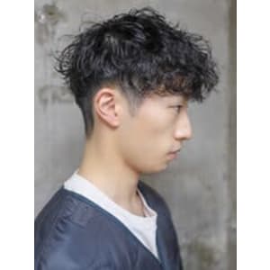 メンズショート　束感スパイラルマッシュパーマ　ツーブロック