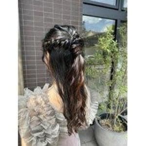 ハーフアップアレンジ