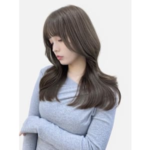 韓国風サイドバング艶感くびれヘア顔まわりミディアムヘア