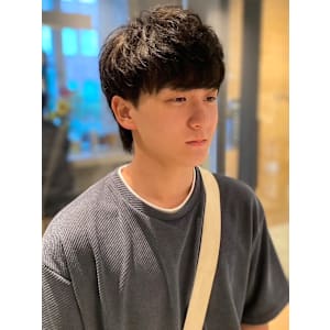 マッシュショート　メンズカット　ツーブロック　黒髪　爽やか