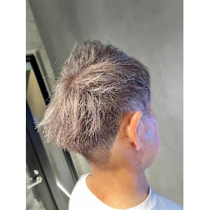 シルバーグレイ/グレイ/シルバー/白髪ぼかし - Aco【アコ】掲載中