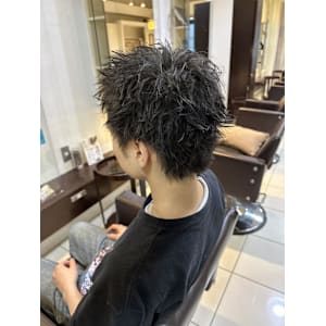 スパイキーショート