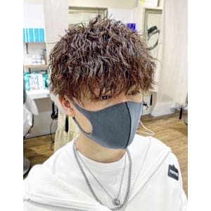 横浜駐車場ありメンズサロンツイストパーママッシュツイスパ眉毛