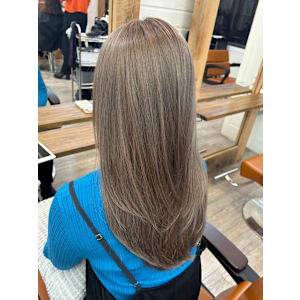丸型卵形シンプルストレート美髪ミルクティーグレーベージュ横浜