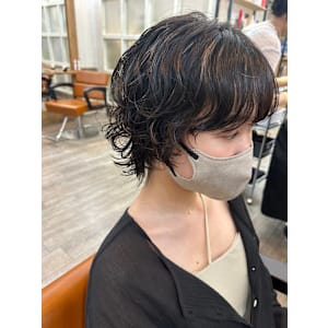 ウェット感◎丸みショートハイライトニュアンスパーマ渋谷