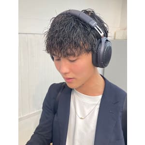 メンズカット爽やか刈り上げマッシュ波巻きパーマ渋谷