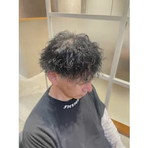 ツイストスパイラルパーマ - 全席個室美容室 DEFI上野 髪質改善&トリートメント【ゼンセキコシツビヨウシツデフィウエノカミシツカイゼンアンドトリートメント】掲載中