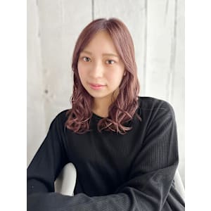 ツヤ感ピンクのミックスカール