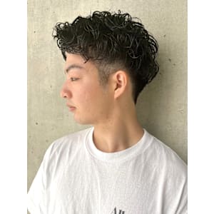 《BEAT S　MEN'S　STYLE》スパイラルパーマ