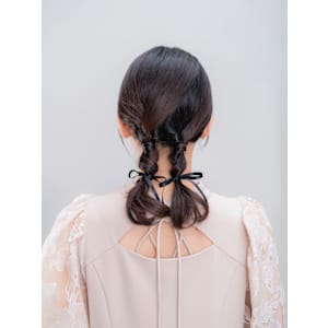 ★甘くないタイトなツインテールのお呼ばれヘア★