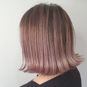 カット＋グラデーションカラーブリーチカラー