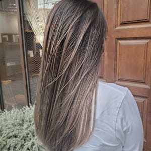 カット＋グラデーションカラーブリーチカラー