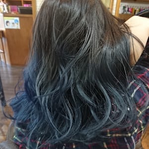 カット＋グラデーションカラーブリーチカラー