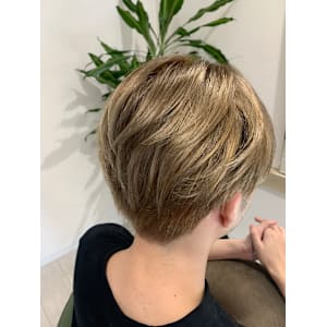 Hair Soin Lana×ショート