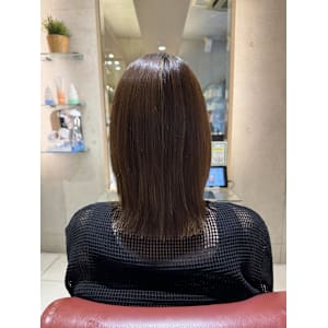 ストンと伸ばし中レイヤーボブ - EMU international 春日部本店【エムインターナショナル】掲載中