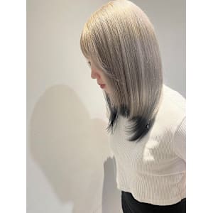 シルバーカラー