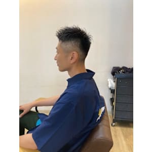 お客様髪質改善データ1277（バックの短い刈り上げ）