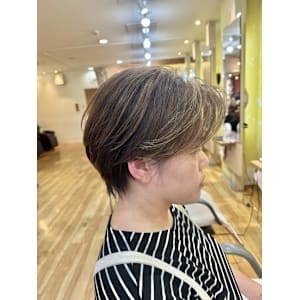 ハンサムショートハイライトカラーデザイン