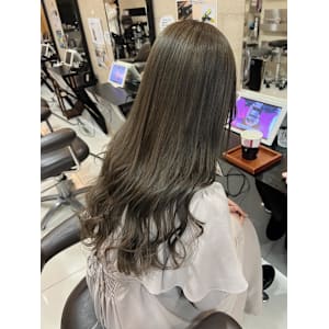オリーブグレージュ透明感艶髪ロングヘア
