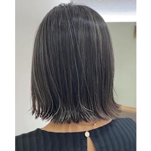 細めでお洒落！ダークグレージュハイライト