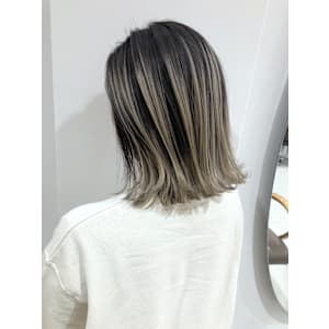 外国人風バレイヤージュ