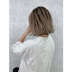 コントラストバレイヤージュ