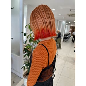 オレンジ×オレンジ　裾カラー