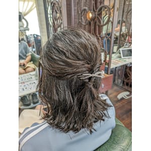 ゆるふわハーフアップ