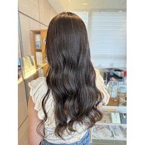 ツヤ髪カーキグレージュ /コノミ.