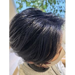 〜大人女性のブルーブラックカラー〜