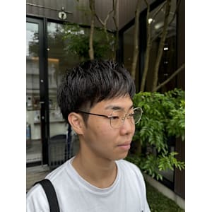 ナチュラルツーブロックショート/山本凌也