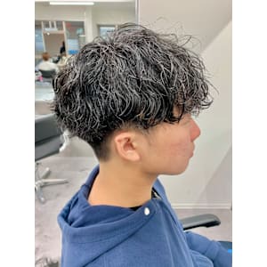 波巻きスパイラルマッシュメンズパーマ - Genie -メンズカット & メンズパーマ 本厚木【ジーニーメンズカットメンズパーマホンアツギ】掲載中