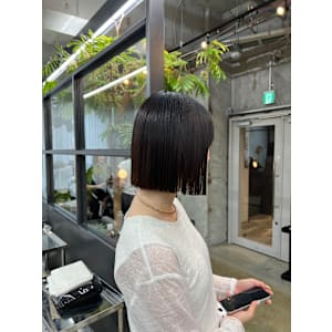 切りっぱなしボブ