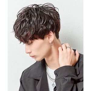 ナチュラルスパイラルパーマツーブロック