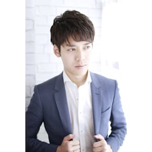 クセ毛風爽やかツーブロショート