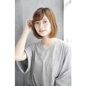 揺れ弾むワンカールボブ