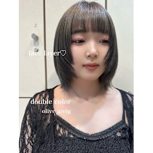 オリーブグレージュ×渡辺りん