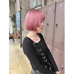 ステップカット×ペールピンク