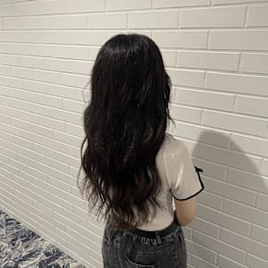 ダークブラウン