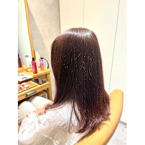 ピンクブラウン