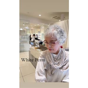 グレイヘアパーマ