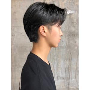 ツーブロック　メンズショート　短髪　黒髪　ダークアッシュ