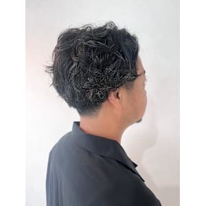 【 メンズ刈り上げパーマ　恵比寿】