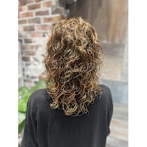 ウェーブ激しめ